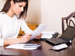 先裁掉女员工！女性在